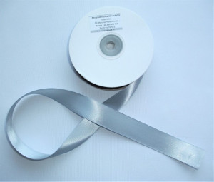 Panglica satinata ambele fete 15 mm gri