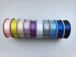 Set A - panglici satinate ambele fete 25 mm - 10buc (roz deschis,galben,ivoire,lila,mov, alb,gri,bleu,albastru,bleumarin)