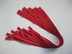 Fermoare lenjerie #3 - 50 cm rosu