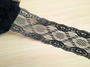 Dantela neelastica neagra 7.2 cm, cod3