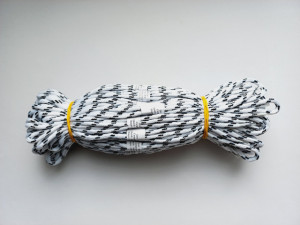 Sireturi 110 cm - alb cu negru rotunde Tip 2