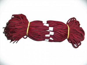 Sireturi satirate 110 cm rosu cu negru rotunde - Tip1