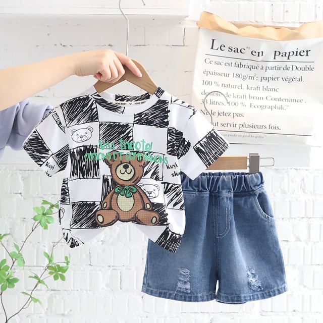 Costumas cu tricou alb si blugi pentru baietei - Bear