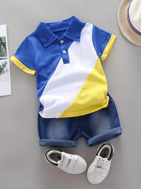 Costumas de vara pentru baietei cu tricou tip polo