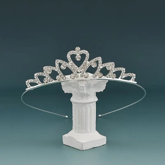 Diadema eleganta cu strasuri - Accesoriu perfect pentru ocazii speciale