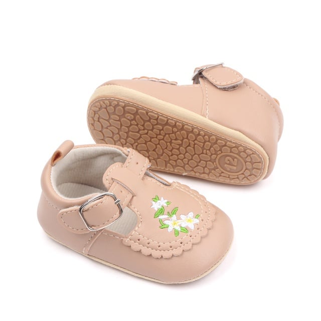 Pantofiori crem cu broderii florale - Bella