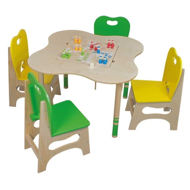 Set Play Corner cu masuta scaunele si jocuri- Beleduc