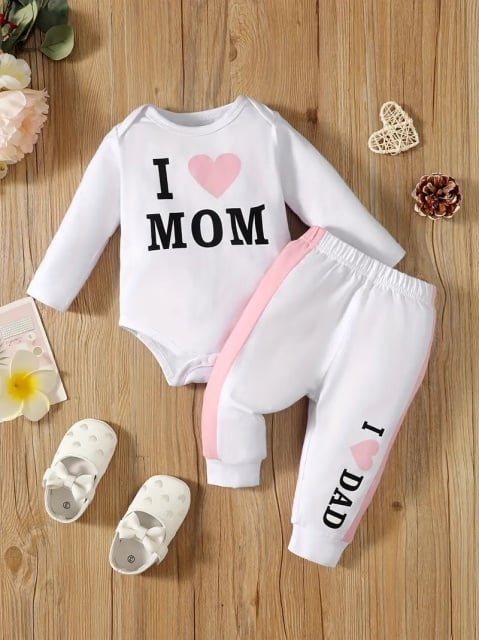 Set bebelusi I Love Mom & Dad