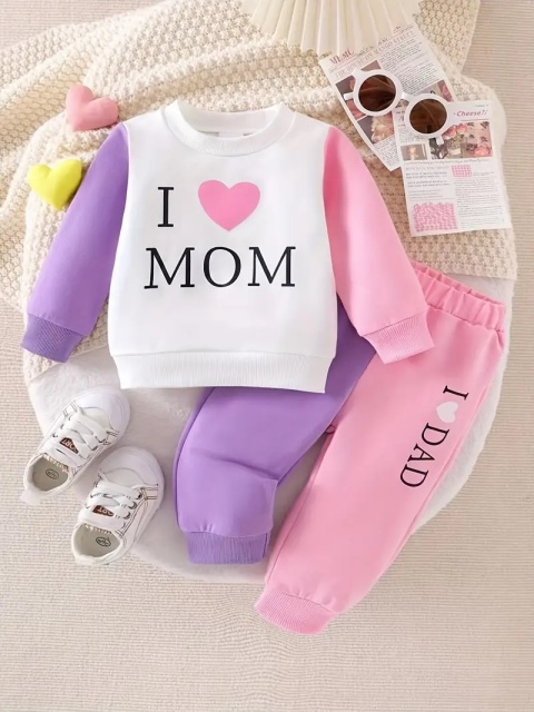 Trening fetite „I ❤️ Mom & Dad” – Set hanorac si pantaloni colorati