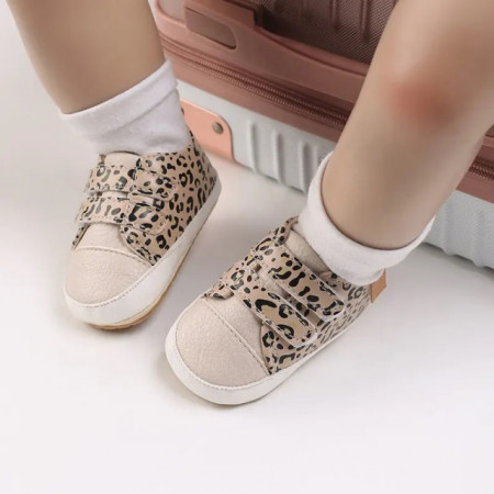 Pantofiori leopard cu barete cu arici