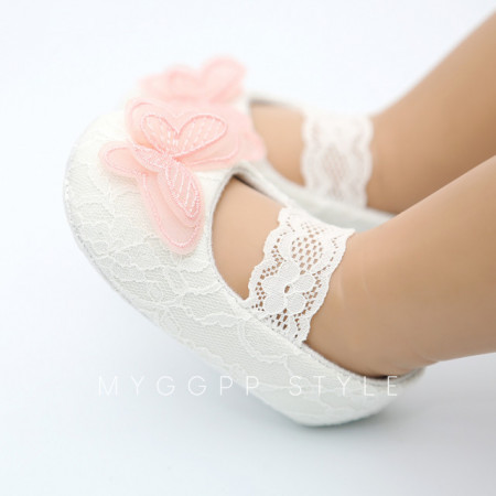 Pantofiori pentru fetite - Fluturasul roz
