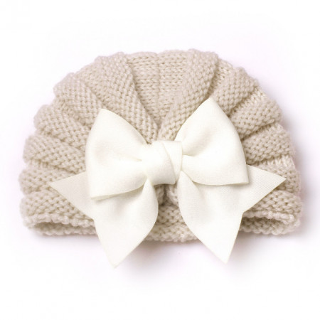 Caciulita crosetata tip turban cu fundita aplicata in fata - Img 8