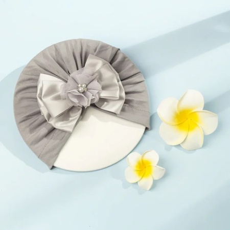 Caciulita gri tip turban cu funda din satin aplicata in fata - Img 2