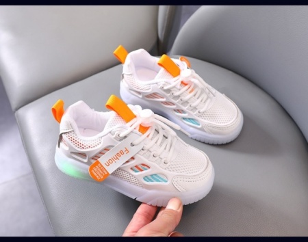 Adidasi albi cu dungi colorate si luminite - Img 4