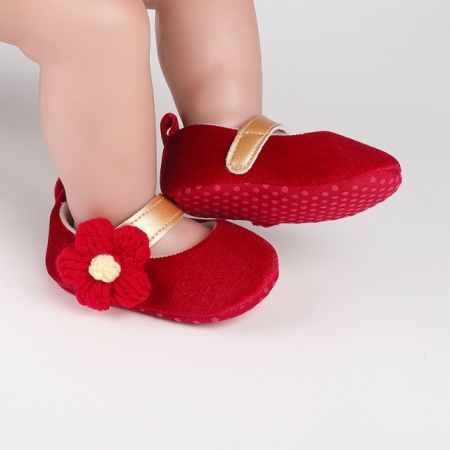 Pantofiori rosii din catifea cu floricica aplicata - Img 11