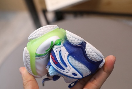 Adidasi multicolori cu luminite pentru baietei - Img 10