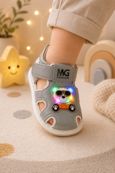 Sandalute gri cu luminite pentru super bebelusi - Ursulet - Img 3