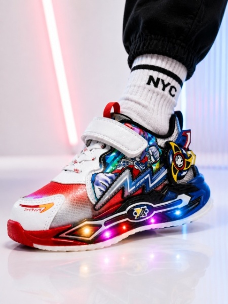 Adidasi cu lumini LED, Model Super Erou, Baieti, Piele ecologica, cu elemente 3D, Multicolori - Img 2