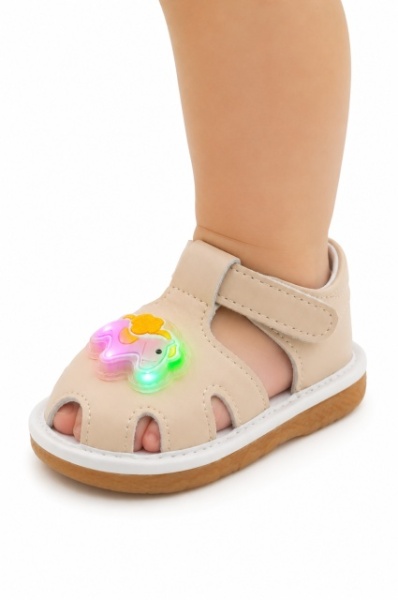 Sandalute albe cu piuitoare si luminite - Ponei - Img 5