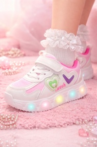 Adidasi cu luminite multicolori
