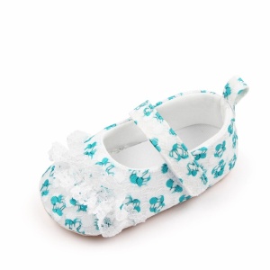 Pantofiori albi cu danteluta cu floricele verzi - Img 6