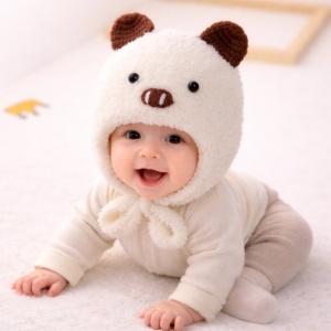 Caciulita alba pentru bebelusi - Teddy