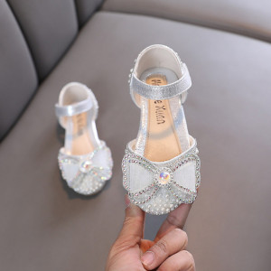 Pantofi argintii cu strasuri si perlute - Princess