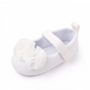 Pantofiori albi cu floricele din tulle aplicate - Img 3