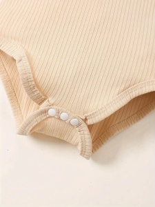 Set body crem cu inscriptie si fustita denim pentru fetite - Img 4