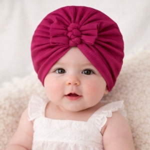 Caciulita roz ciclamen tip turban cu trei fundite
