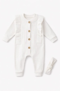 Salopeta bebe bumbac rib alba cu nasturi si bentita set elegant - Img 2