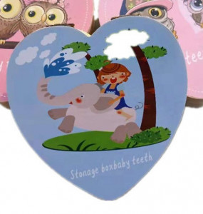 Cutiuta pentru primii dintisori pentru baietei
