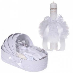 Lumanare botez personalizata si trusou botez in landou, decor dantela Alba, Denikos® 871