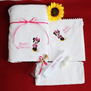 Trusou botez personalizat cu nume si Minnie Mouse NKB004