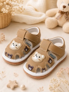 Sandalute maro cu piuitoare - Happy Cute Bear