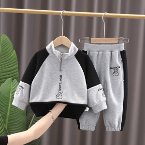 Compleu gri cu negru pentru baietei - Sports cool