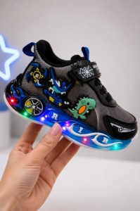 Pantofi sport cu lumini LED, Model Playful, Negru