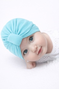 Caciulita bleu tip turban