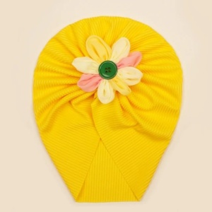 Caciulita tip turban cu floricica multicolora - Img 5