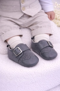Pantofi eleganti gri cu catarama