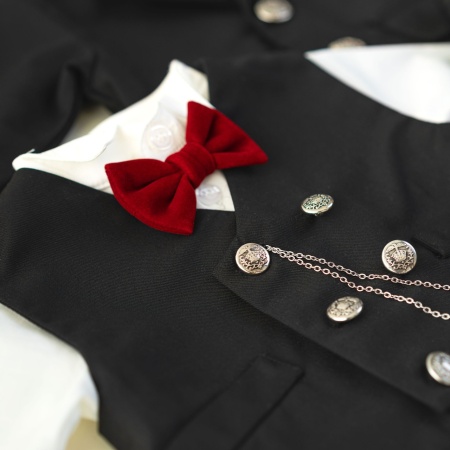 costum baieti