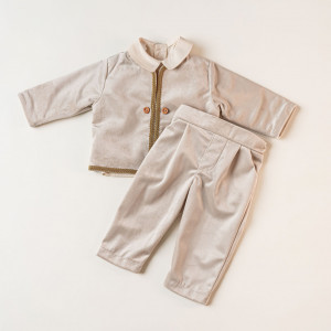 Costum baieti, 0-1 an, catifea crem, model IFRIM
