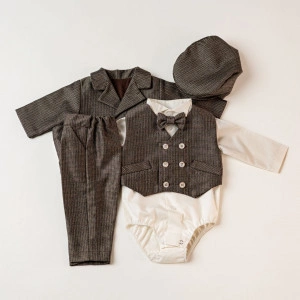 Costum baieti, 0-1 an, stofa maro, model ANTHONY