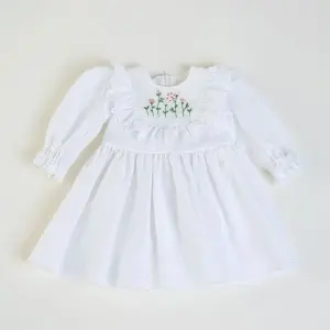 Rochiță botez fetițe 0-1 ani, albă cu broderie florală manuală, model SPRING