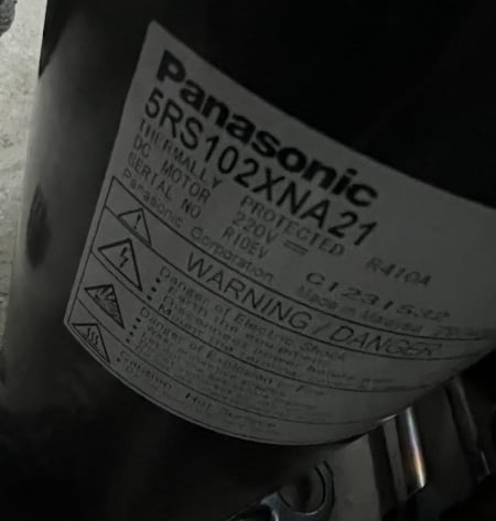 Panasonic 5RS102XNA21 - AC Compressor R410A