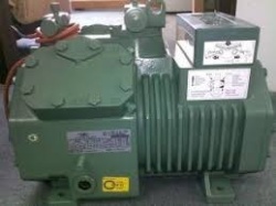 compresor bitzer patru pistoane