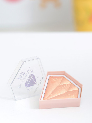 Pudra Iluminatoare Diamond 04