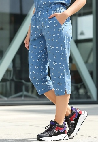 Pantaloni Kapri Din In Lotus 04