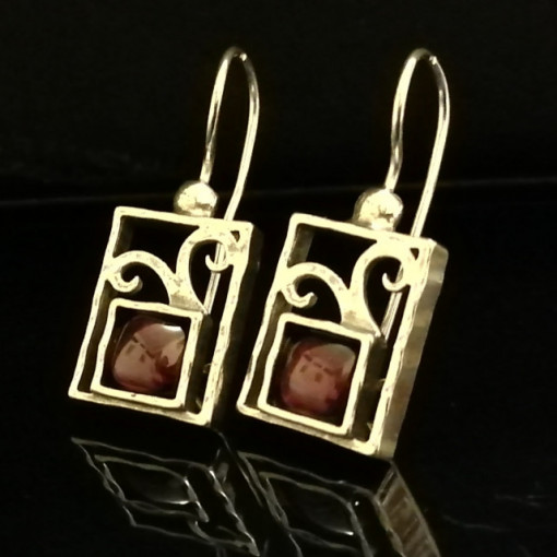 Cercei din argint cu granat roșu – design rectangular artistic E3157