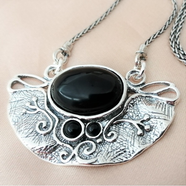 Colier din Argint cu Onix Negru Umbra Lunii N3008